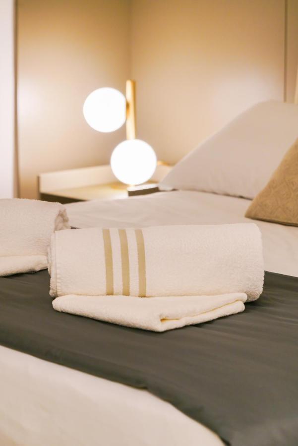 Fepa Place Design Apartments Napoli Bagian luar foto